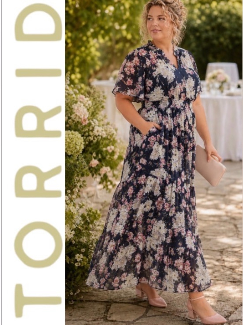 4X TORRID V-Neck Maxi Dress in Navy with Pink & Cream Flowers, New With Tags
